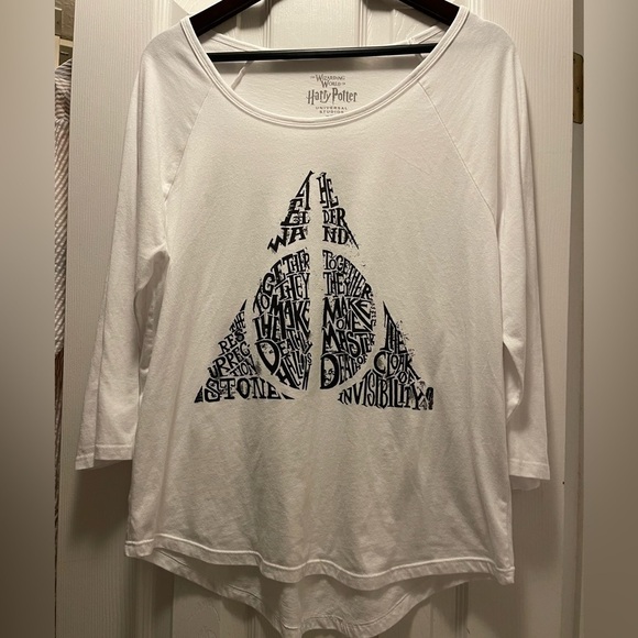 Universal studios Harry Potter World 3/4 shirt size XL - Picture 1 of 2